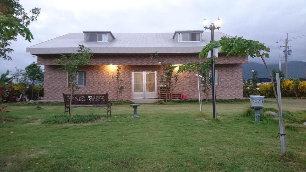 Red Crown Jacana B&B T'ai-tung Eksteriør bilde